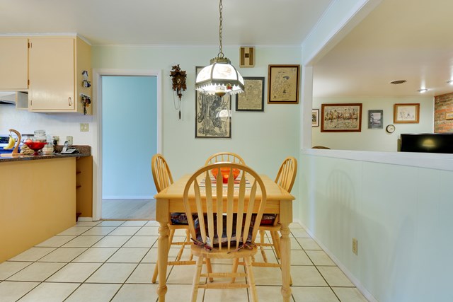 705 Milam St, Fredericksburg, TX 78624
