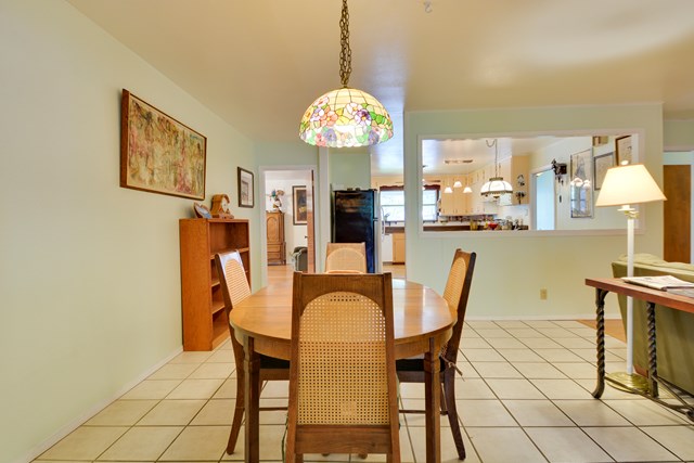 705 Milam St, Fredericksburg, TX 78624