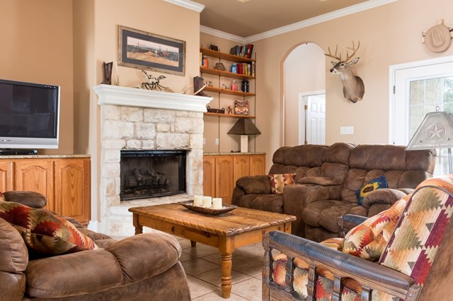 1218 Spotted Fawn Trail, Fredericksburg, TX 78624