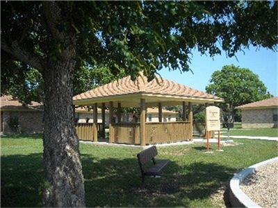 1701-02 Waco Street, Gonzales, TX 78629