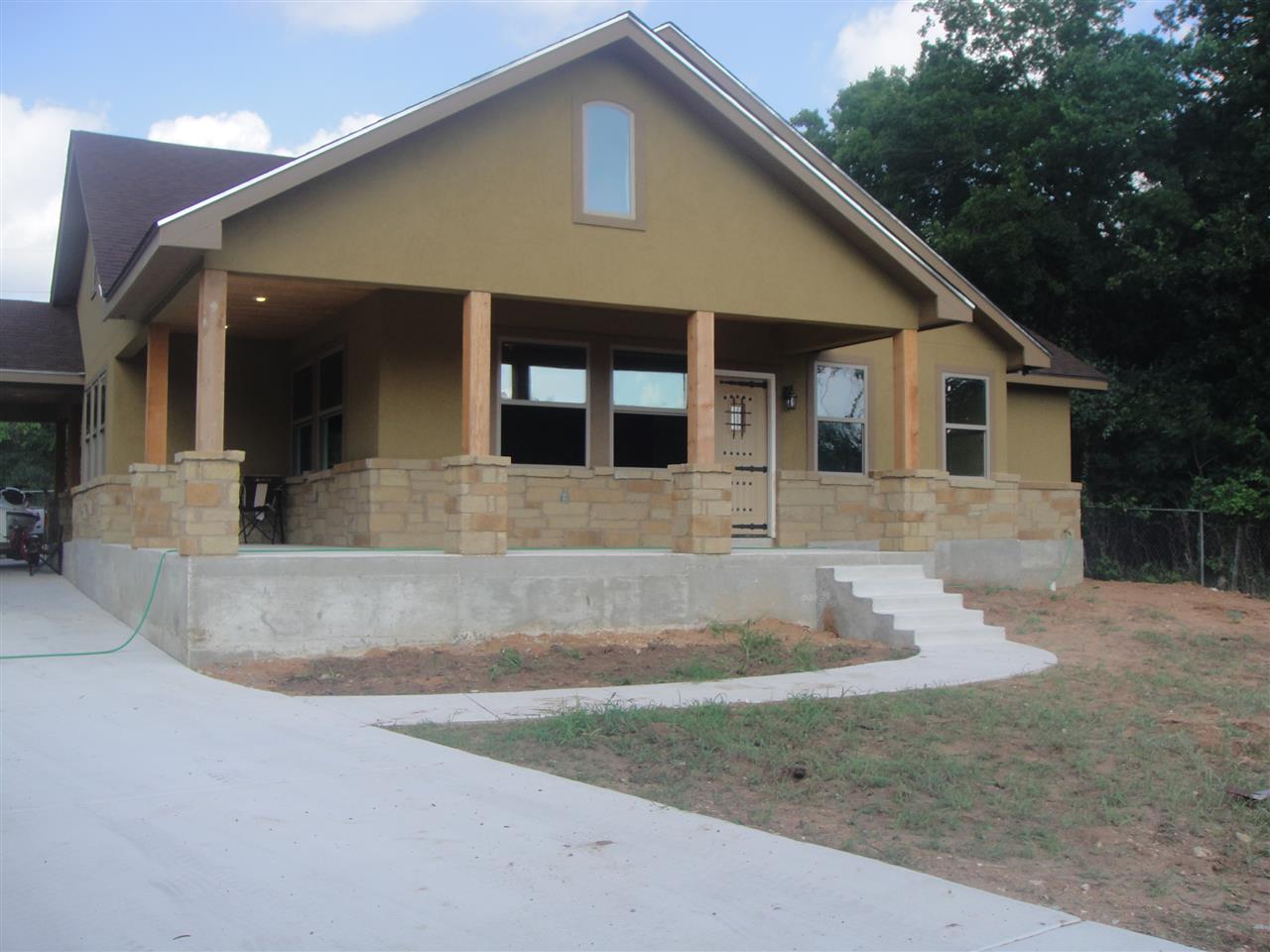 3921 COYOTE, Kingsland, TX 78639