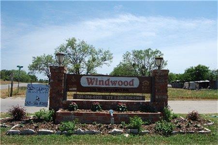100 Windwood Drive, Kingsland, TX 78639