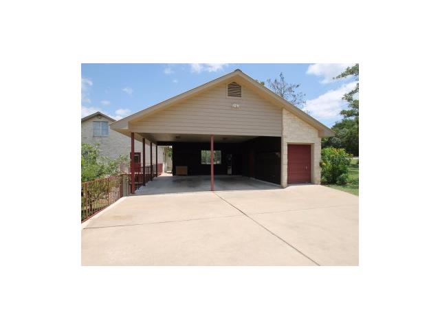 125 Stageline DR, Kyle, TX 78640
