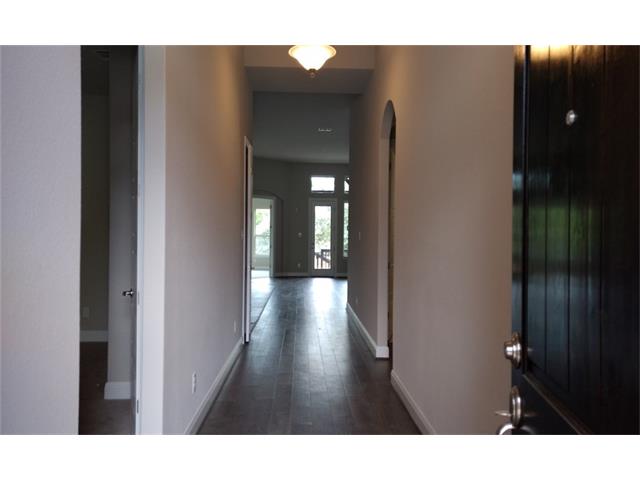 929 McKavitt DR, Leander, TX 78641