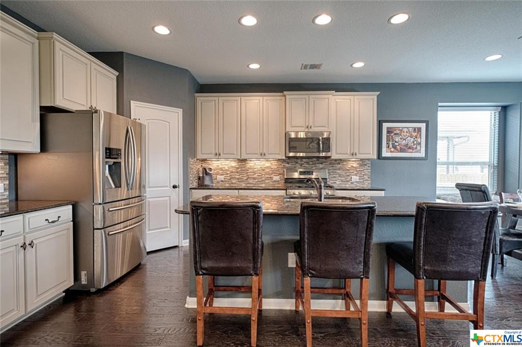 2324 Muzzie Lane, Leander, TX 78641