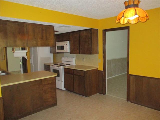 1200 S Gabriel DR, Leander, TX 78641