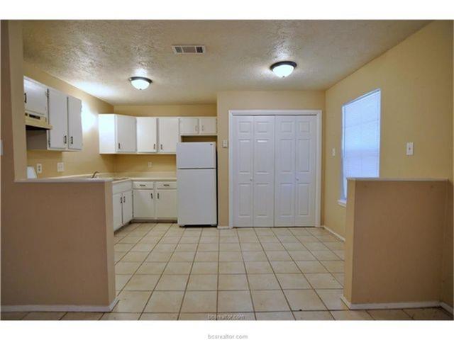 1100 Haynie, Llano, TX 78643