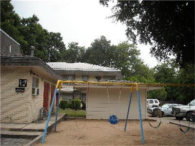 499 W San Antonio, Lockhart, TX 78644