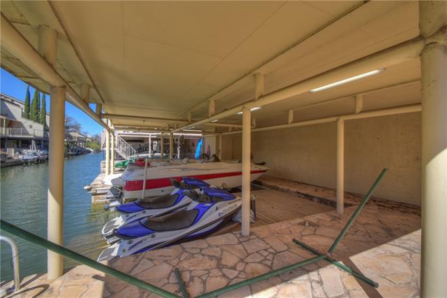 334 Horseshoe Bay North Boulevard, Horseshoe Bay, TX 78657