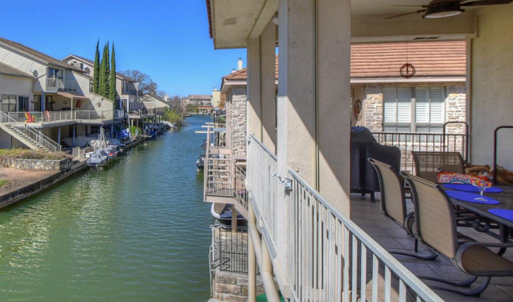 334 Horseshoe Bay North Boulevard, Horseshoe Bay, TX 78657