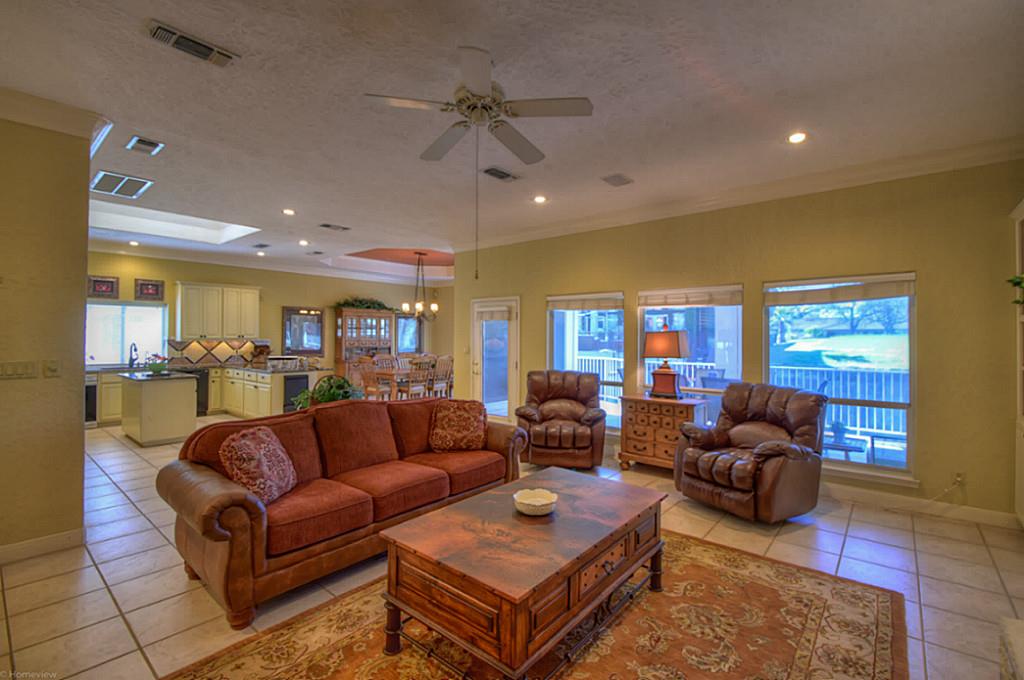 334 Horseshoe Bay North Boulevard, Horseshoe Bay, TX 78657