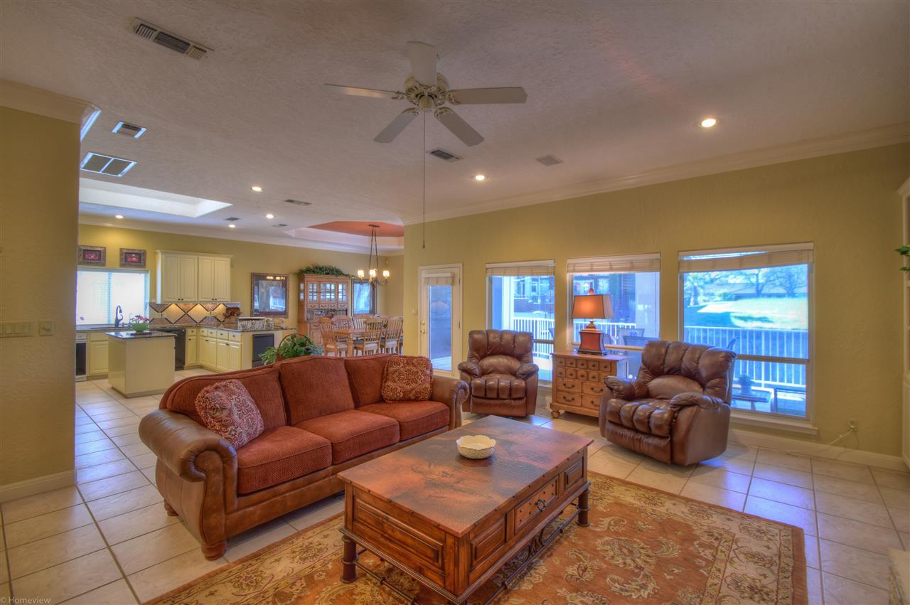 334 Horseshoe Bay N Blvd, Horseshoe Bay, TX 78657