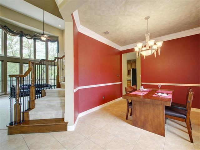 1331 River Forest DR, Round Rock, TX 78665