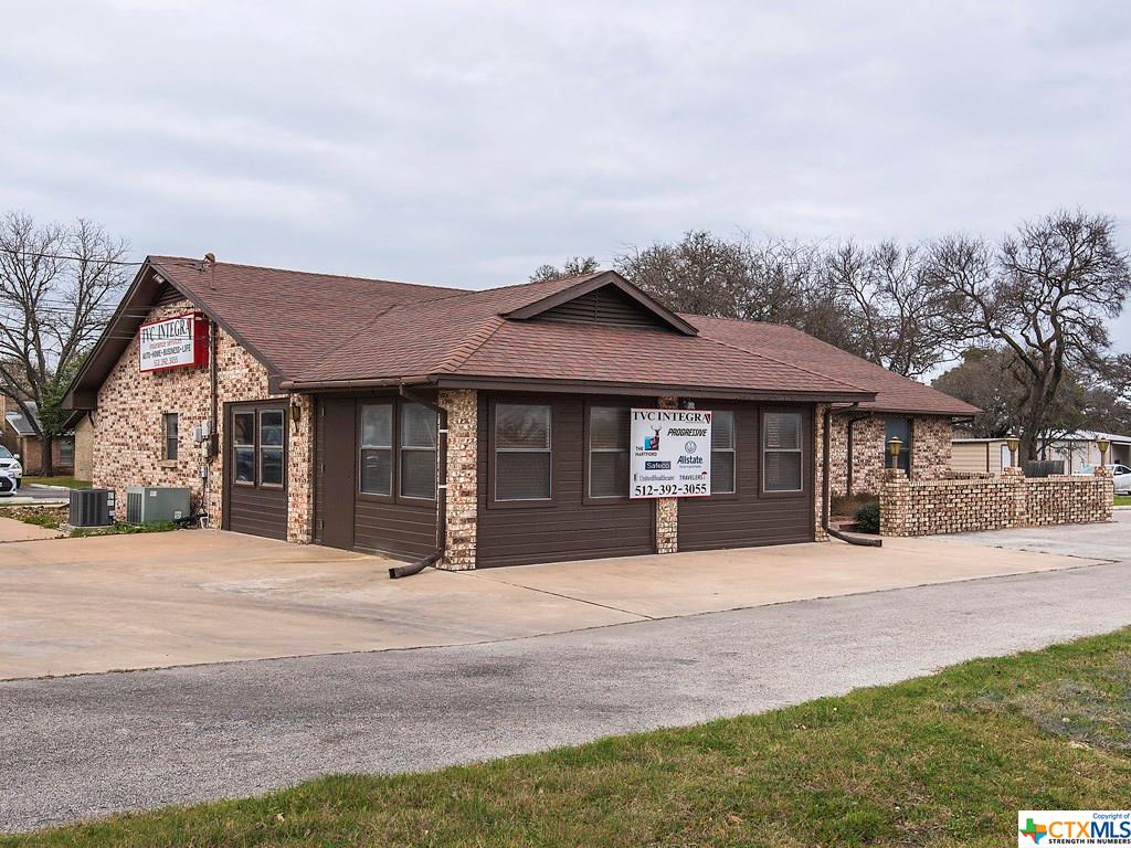102 Suttles Avenue, San Marcos, TX 78666