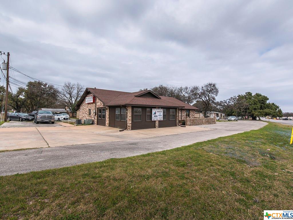 102 Suttles Avenue, San Marcos, TX 78666