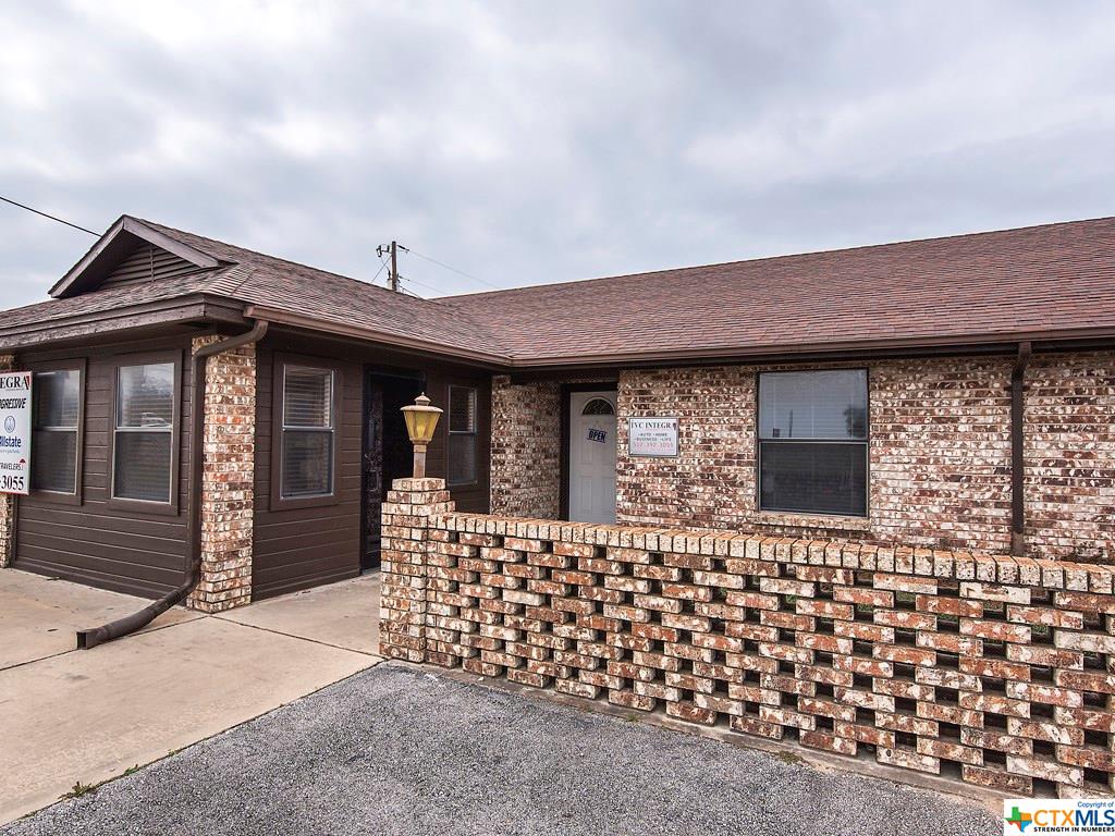 102 Suttles Avenue, San Marcos, TX 78666