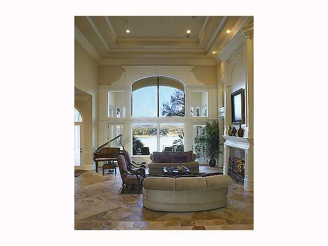 25630 Cliff XING, Spicewood, TX 78669