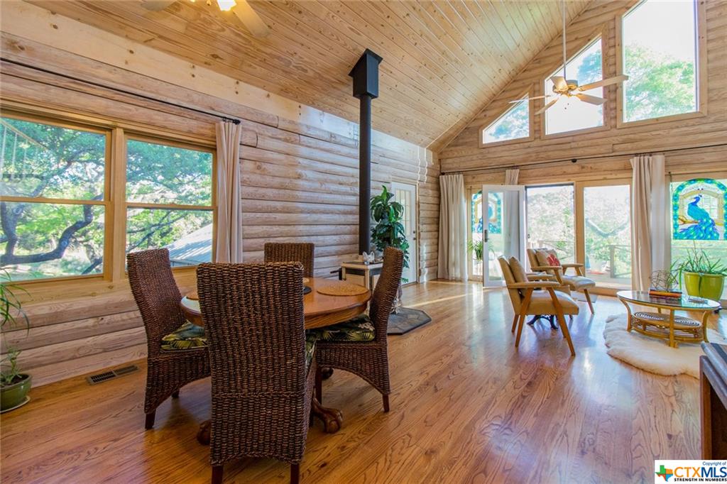 601 Deer Lake, Wimberley, TX 78676