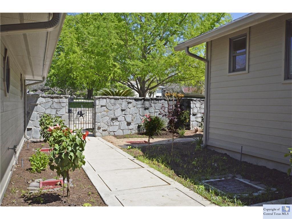 3008 Flite Acres, Wimberley, TX 78676