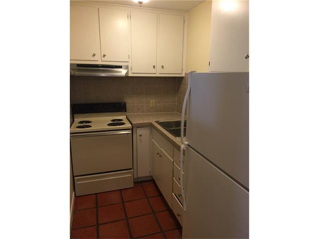 110 E 37th ST, Austin, TX 78705