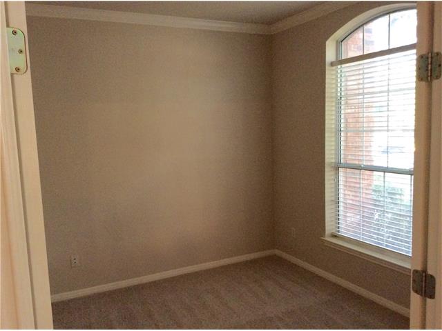 303 Kettleman LN, Austin, TX 78717
