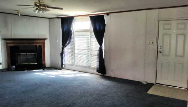 Oak Crest 7601 Daffan Lane #183Austin, TX 78724