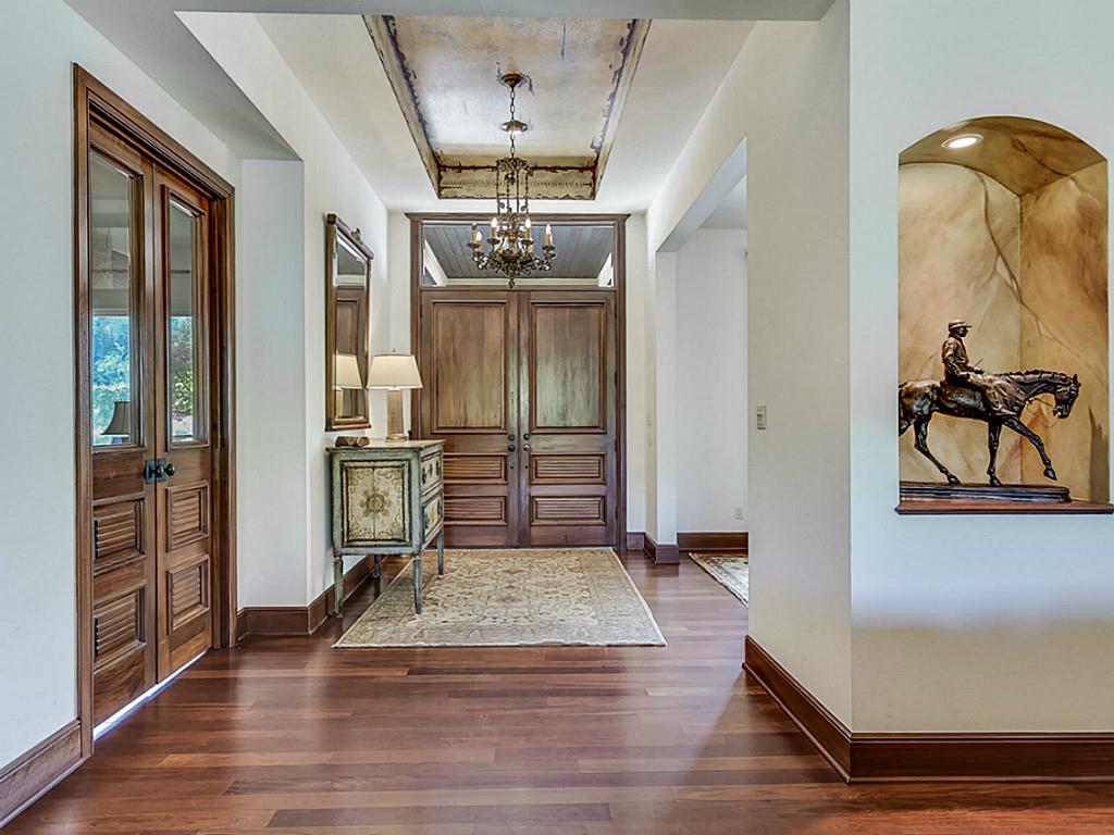 7917 Big View Drive, Austin, TX 78730