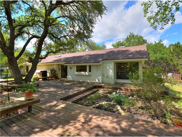 120 Deerfield CV, Lakeway, TX 78734