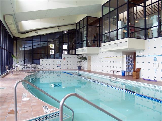 8212 Barton Club DR, Austin, TX 78735