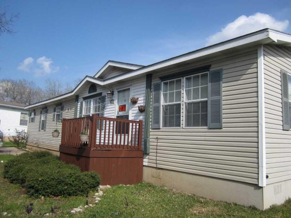 Chateau at Onion Creek 7921 Edge Park Cir.Austin, TX 78744