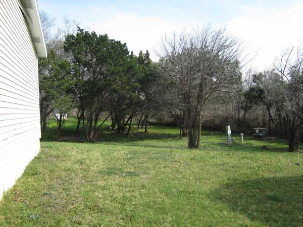 Chateau at Onion Creek 7921 Edge Park Cir.Austin, TX 78744