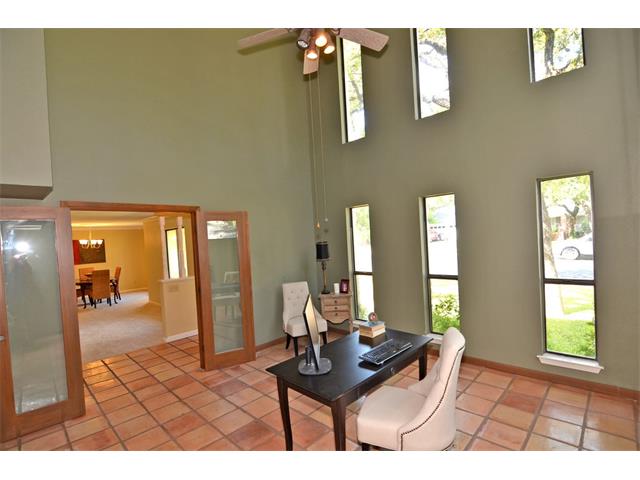 8711 Tallwood DR, Austin, TX 78759