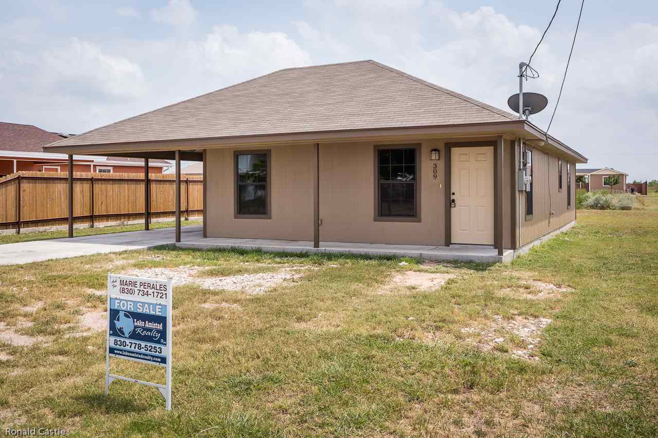 310 Royal Falcon, Del Rio, TX 78840