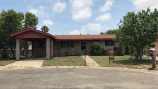 2491 Ralph St, Eagle Pass, TX 78852