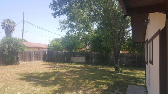 1101 Stephanie Dr, Eagle Pass, TX 78852