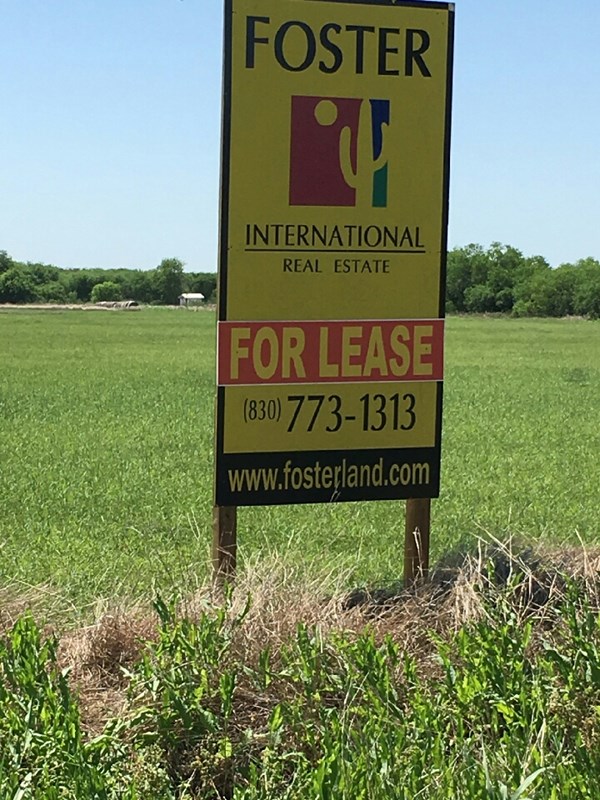 00 LOWE RD, Eagle Pass, TX 78852
