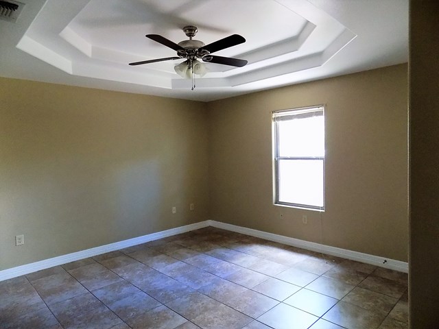 936 AVE D, Eagle Pass, TX 78852