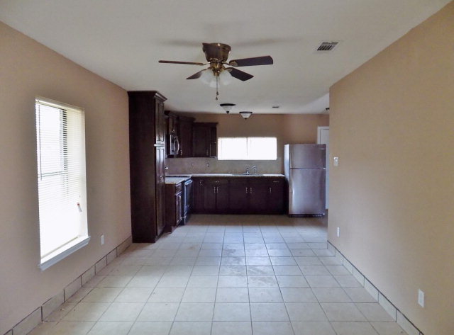 1530 Toni, Eagle Pass, TX 78852
