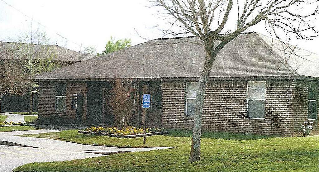 1880 HWY 71, Columbus, TX 78934