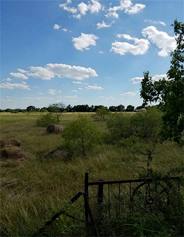 7712 FM 1624, Lexington, TX 78947