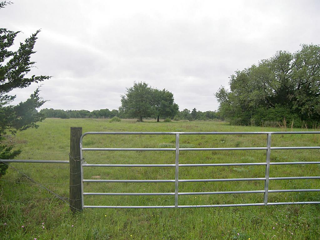Tbd Wagley Ln Off Creek, Weimar, TX 78962