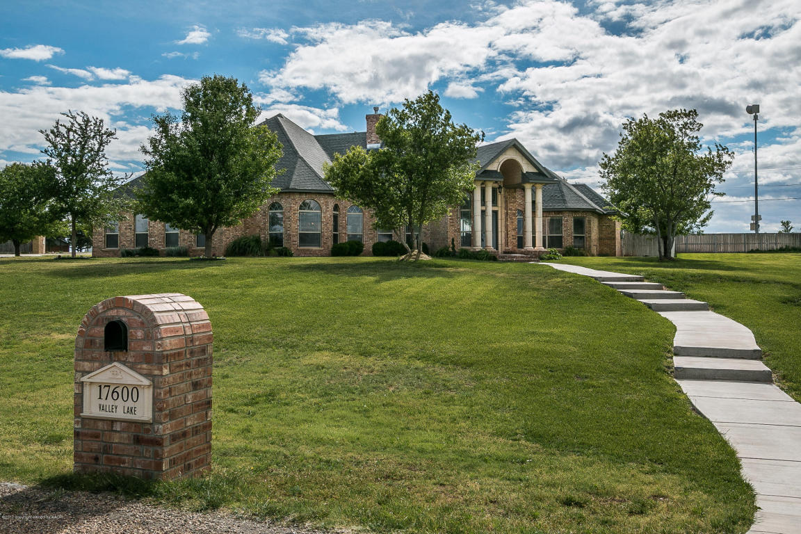 17600 Valley Lake Dr, Canyon, TX 79015