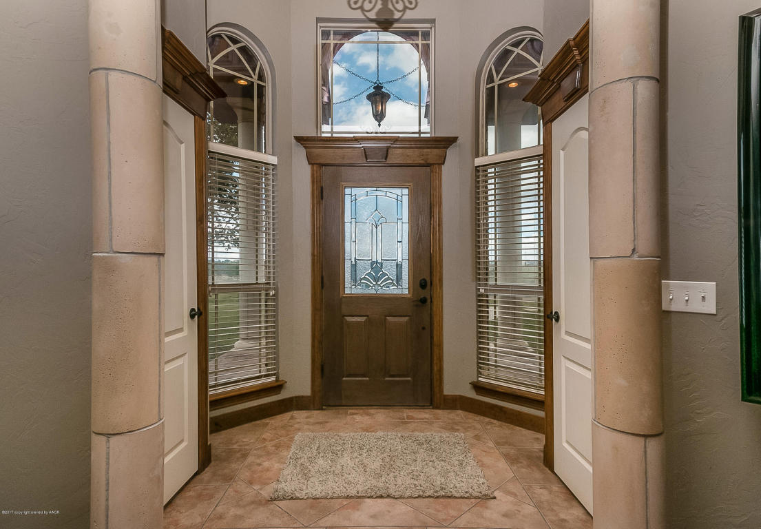 17600 Valley Lake Dr, Canyon, TX 79015