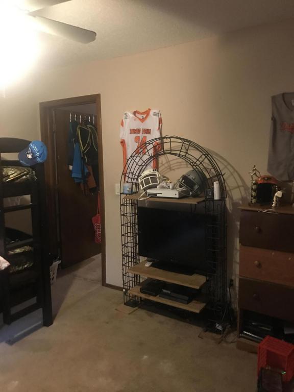 612 Bailey Ave, Dumas, TX 79029