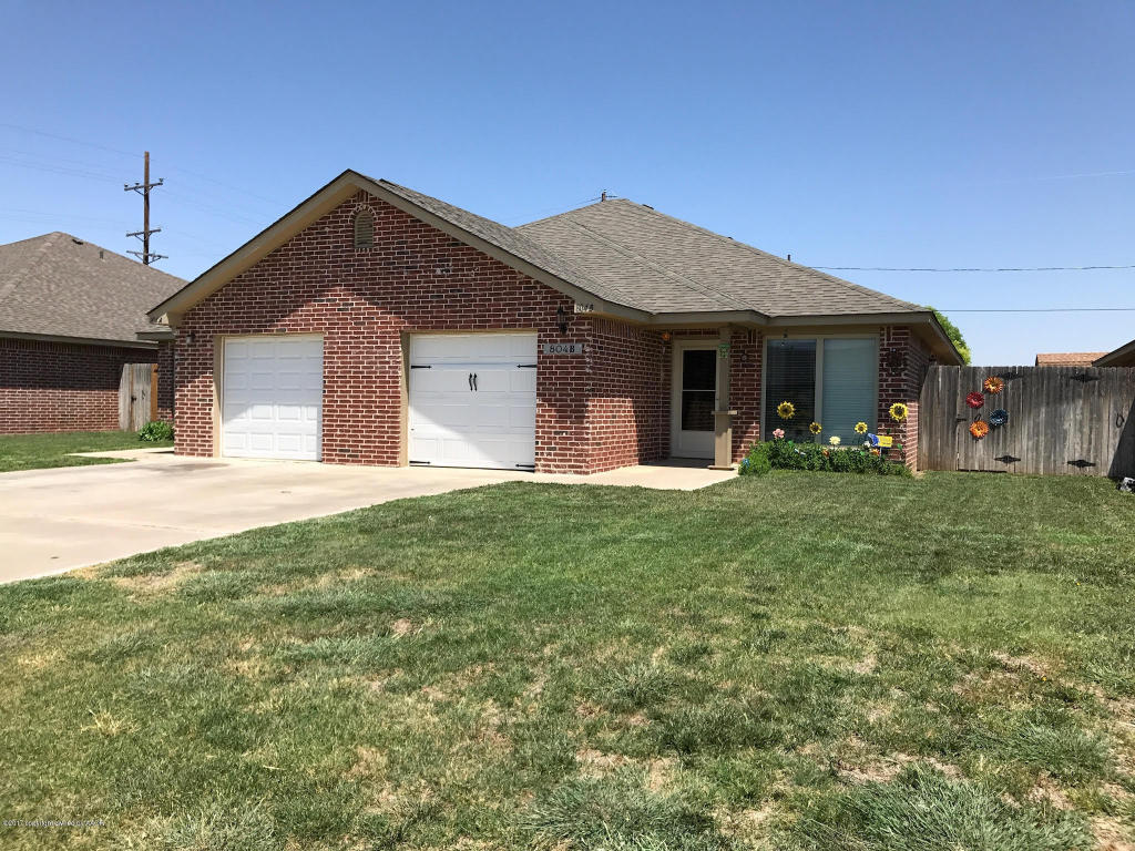 804 B 6th St, Dumas, TX 79029