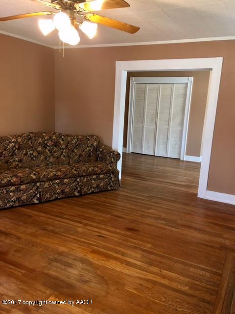 3704 Fountain Ter, Amarillo, TX 79106