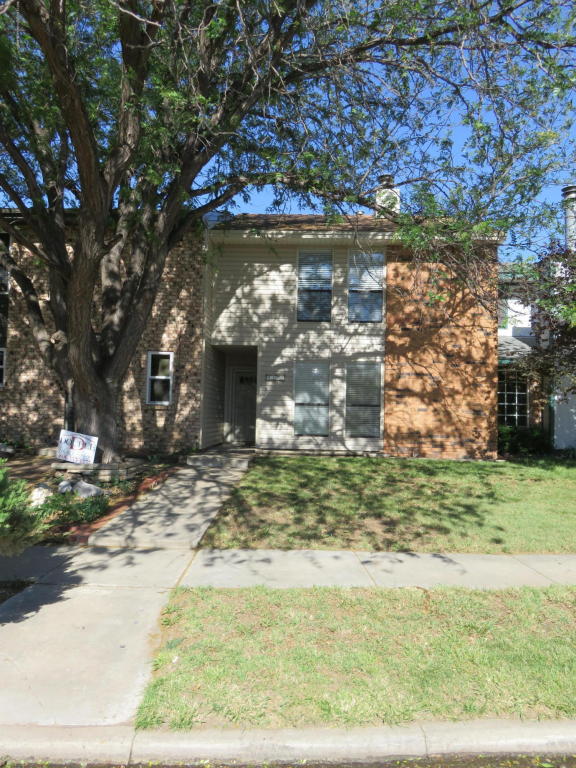 6904 Hurst St, Amarillo, TX 79109