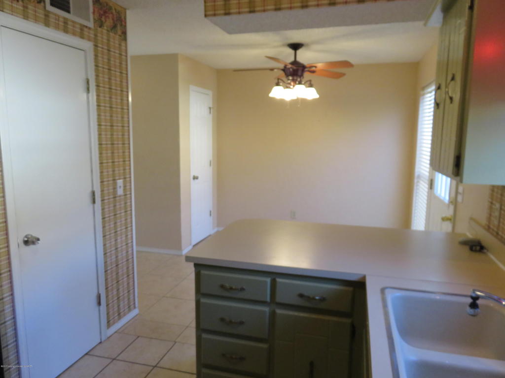 6904 Hurst St, Amarillo, TX 79109