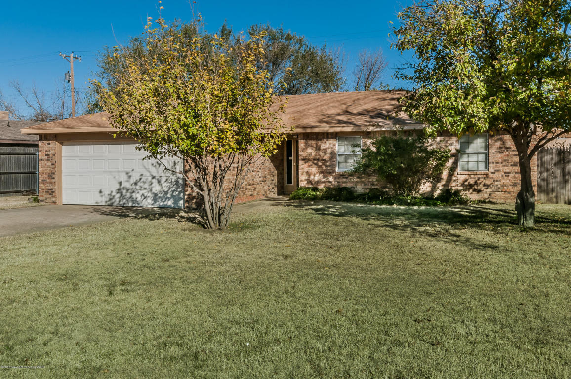 5018 Hillside Rd, Amarillo, TX 79109