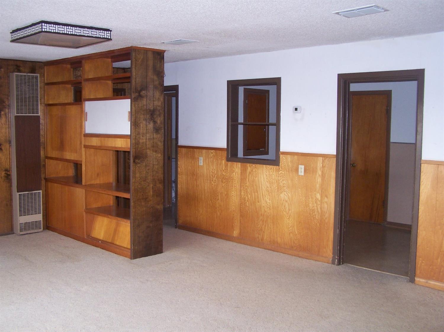 6702 East Farm Road 597, Abernathy, TX 79311